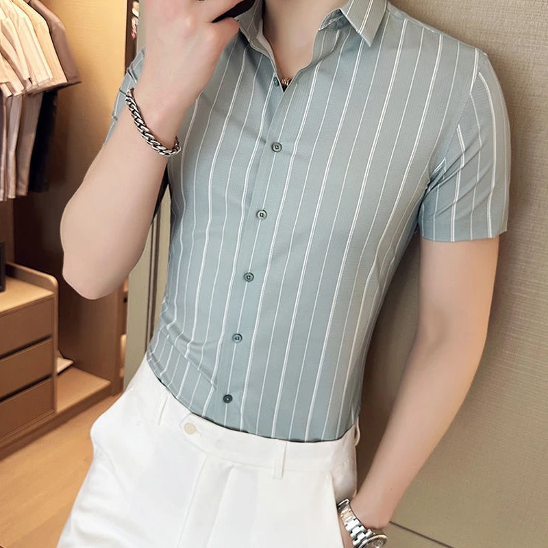 Рубашки Деловая повседневная мода Формальная простота Мужская рубашка с отложным воротником в полоску на пуговицах, новая весенне-летняя тонкая мужская одежда 2023 года